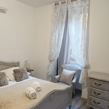 5, 1er Etage, Un T2 Avec Terrasse, 4 Couchages Amélie-les-Bains-Palalda